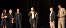Les seconds ex aequo dans la catégorie "basse vision" : Essilor avec «MyEye» et Ceciaa avec " NuEyes "