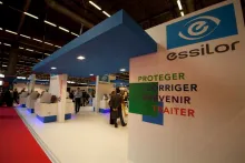 Stand Essilor instruments