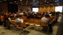 Ambiance studieuse aux conférences Silmo Academy