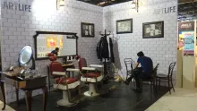 Artlife: un coiffeur vous fait une coupe assortie aux lunettes