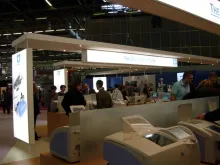 Stand Nidek