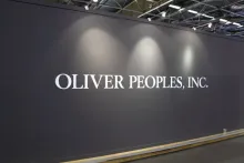 Stand Olivier Peoples