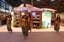 Appel au voyage et au rêve sur ce stand... Avec la chaleur sur le salon, on aurait pu se croire dans les îles !