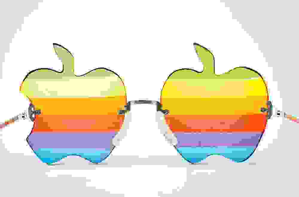 apple_glass_1979.jpg