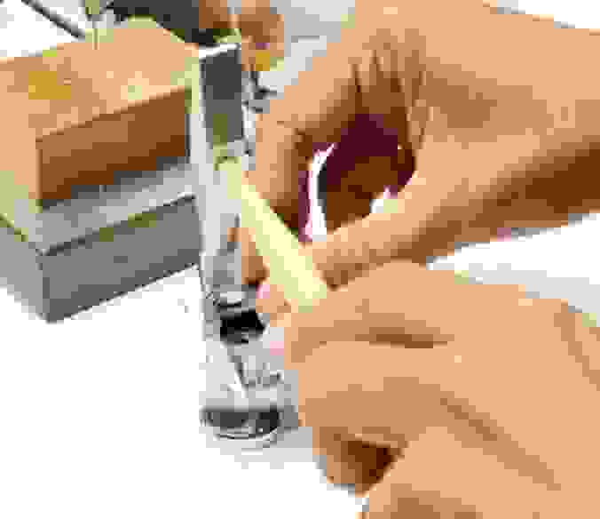 remplacer_charniere_lunette_branche.png