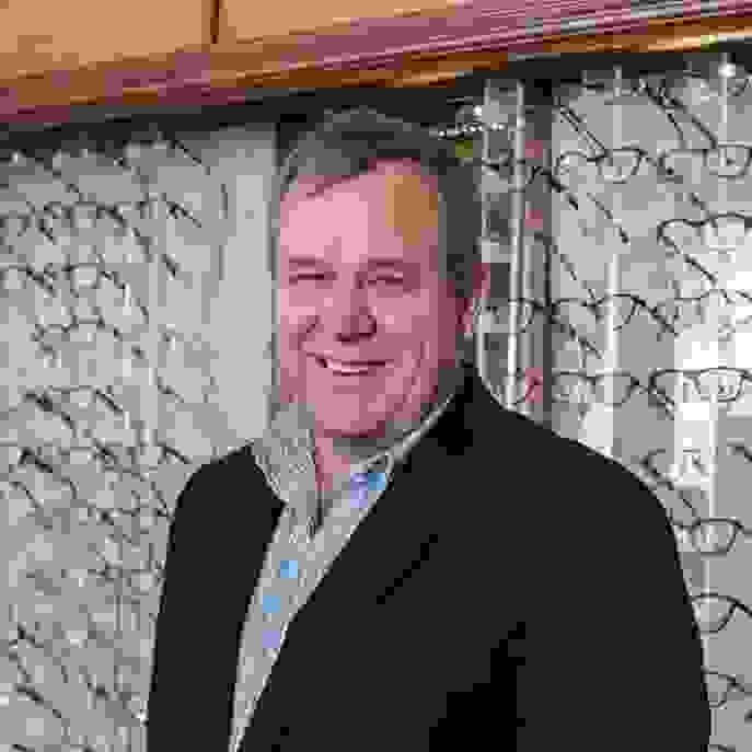 dirk-new-photo_png.png